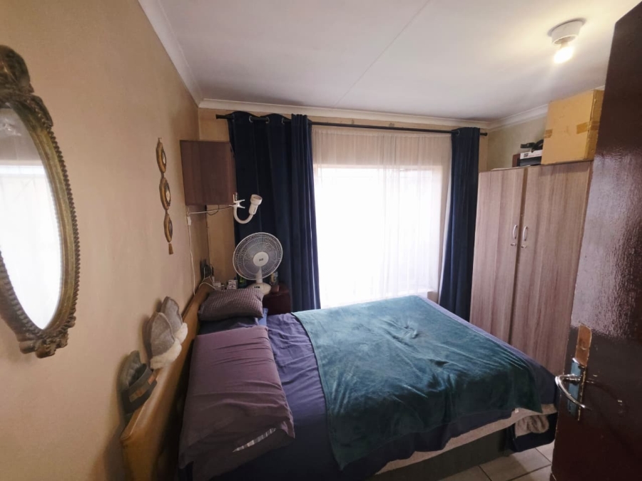 4 Bedroom Property for Sale in Oos Einde North West